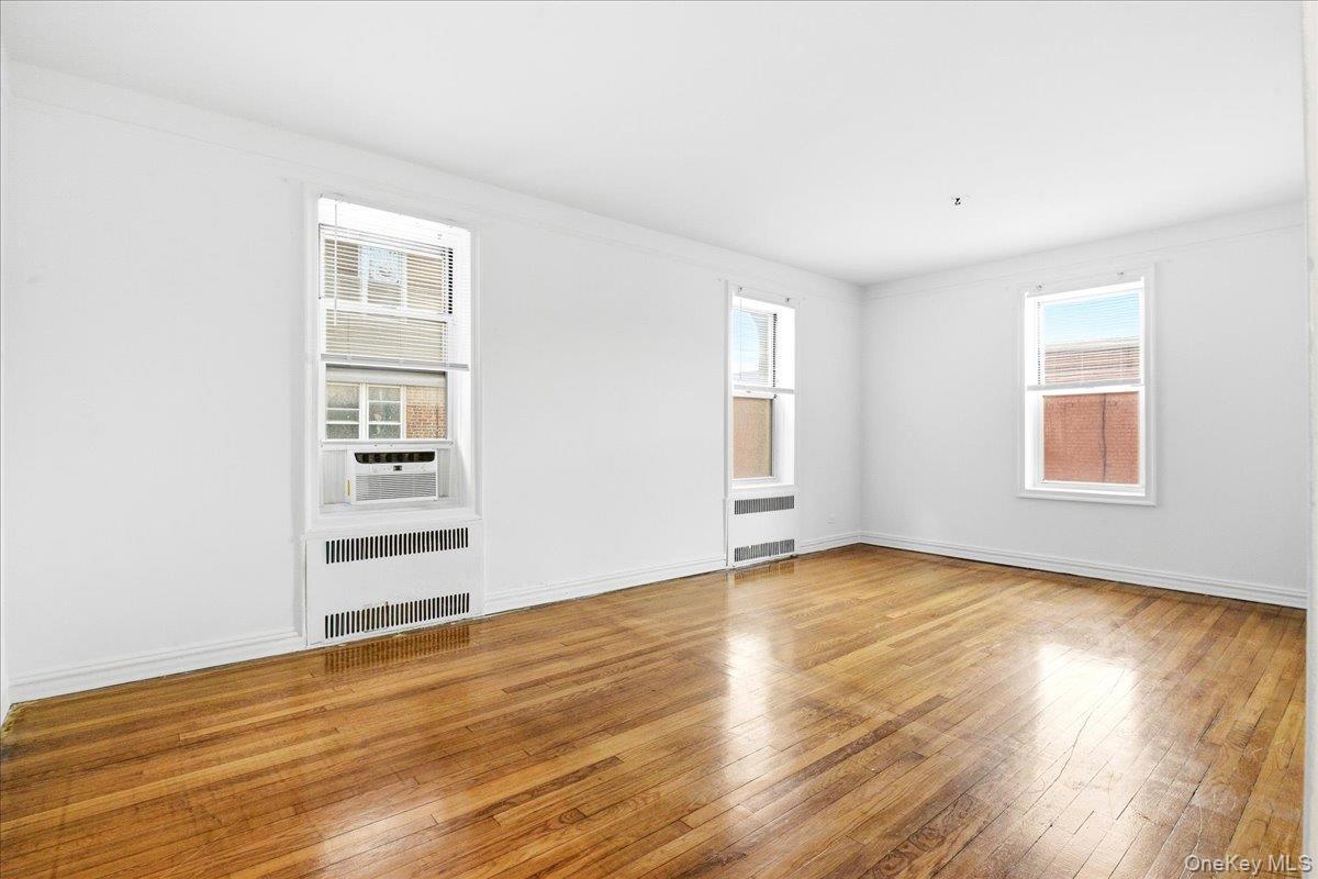 Coop 76th  Queens, NY 11375, MLS-959074-23