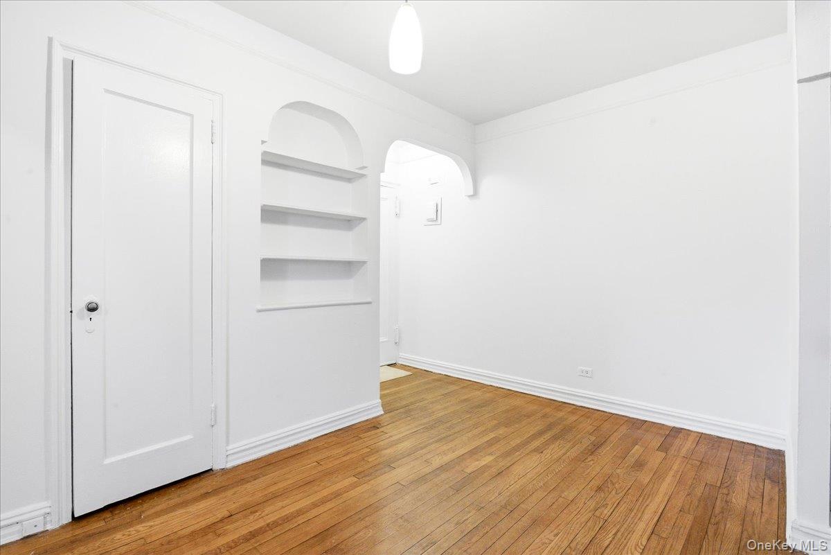 Coop 76th  Queens, NY 11375, MLS-959074-6