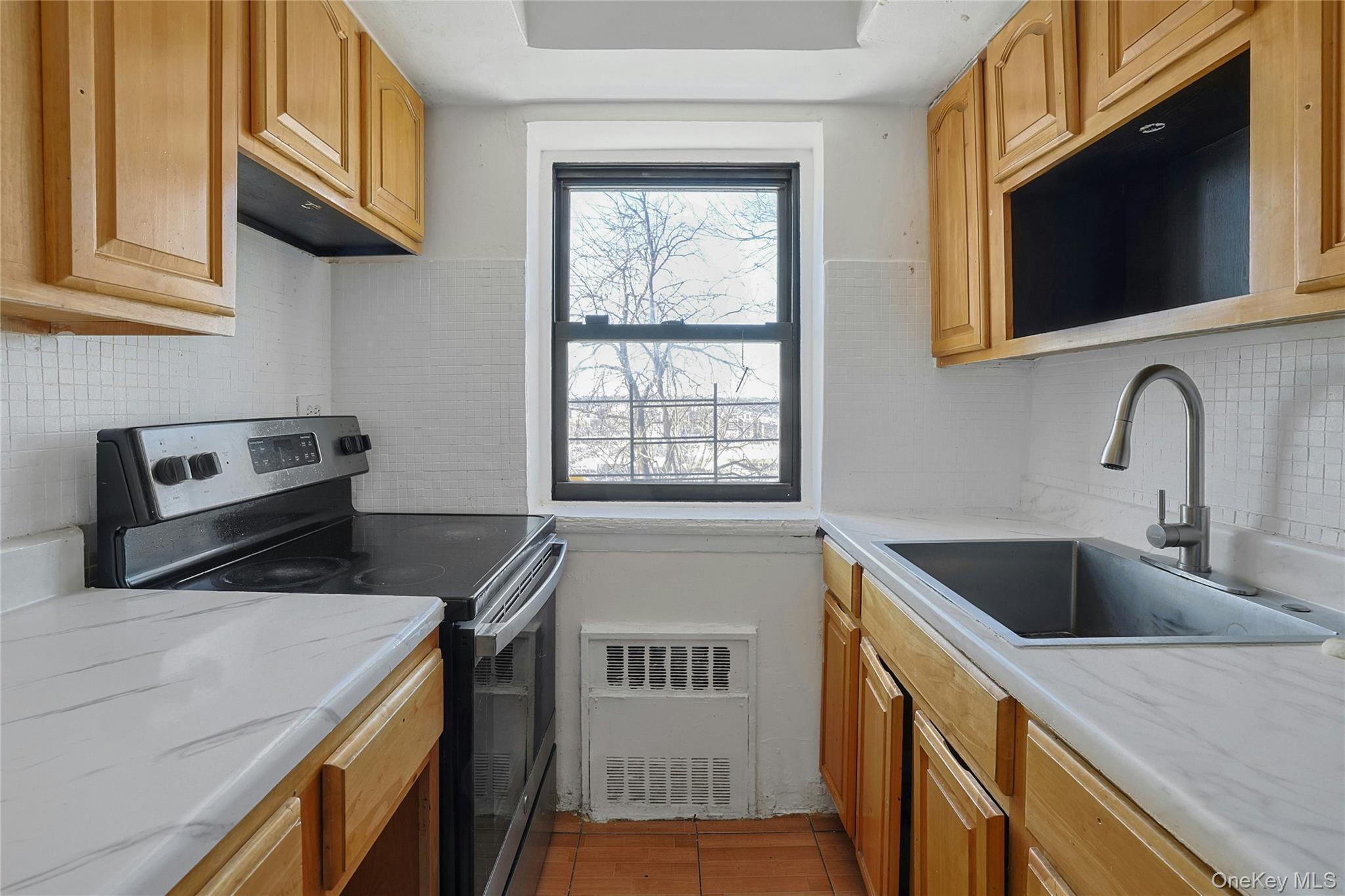 Coop Sedgwick  Bronx, NY 10468, MLS-959101-10