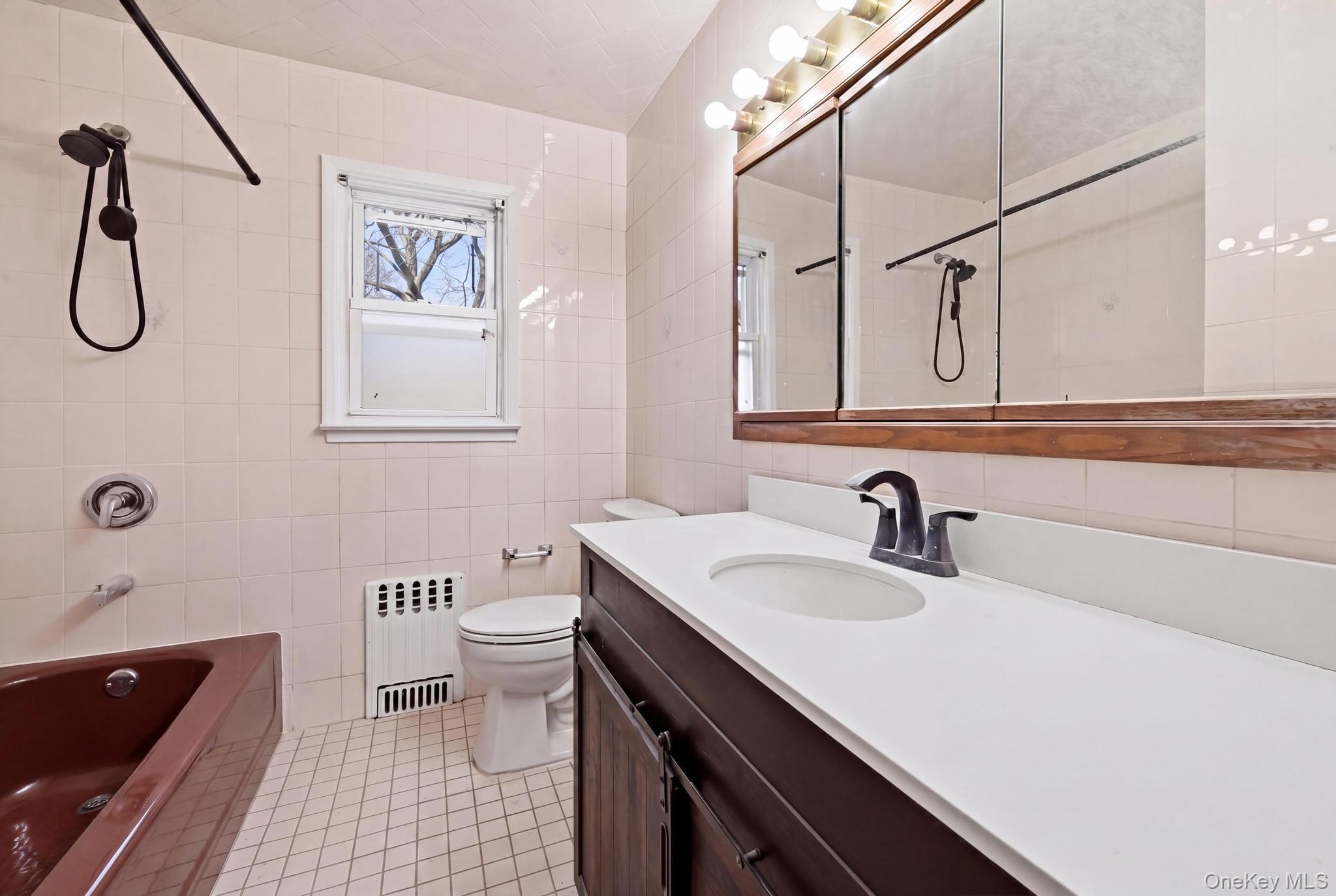 Single Family School  Nassau County, NY 11510, MLS-959120-14