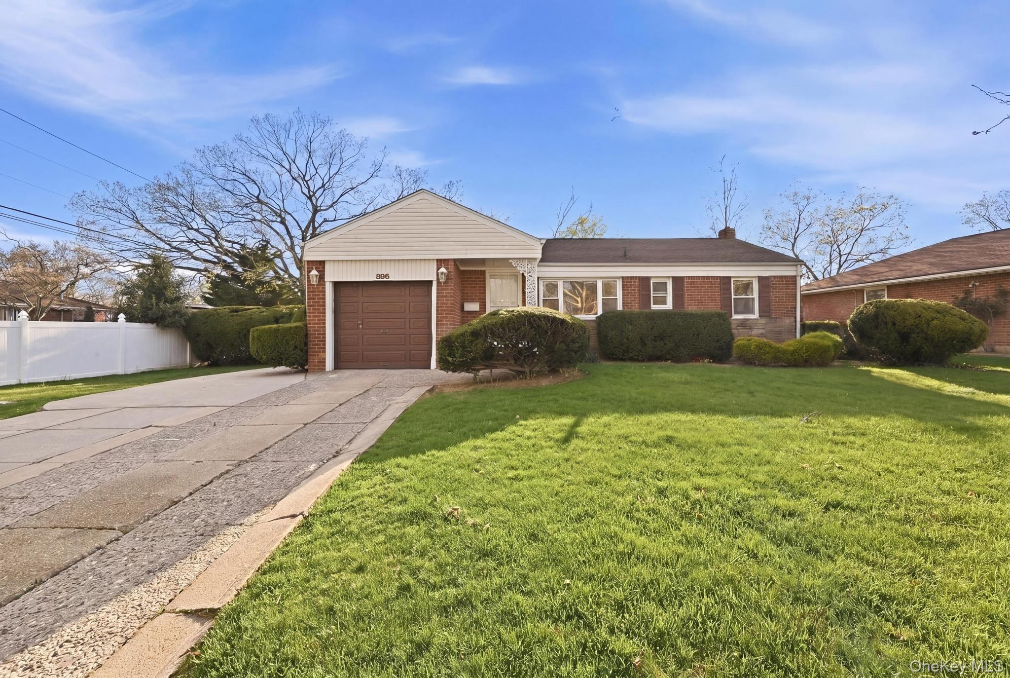 Single Family School  Nassau County, NY 11510, MLS-959120-5