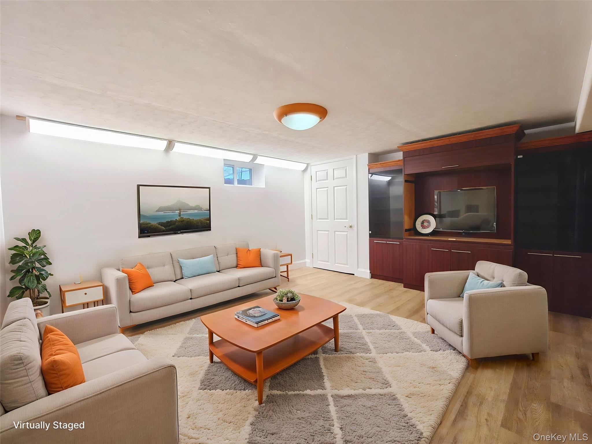 Single Family 24th Rd  Queens, NY 11357, MLS-959140-8