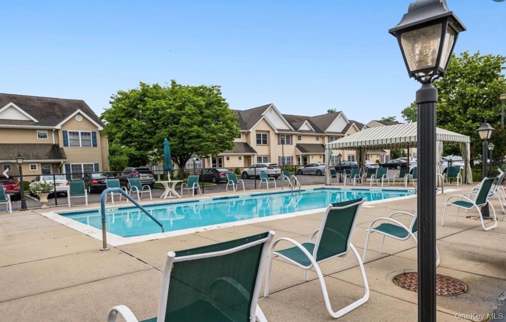 Condo Morley  Suffolk County, NY 11747, MLS-959161-32