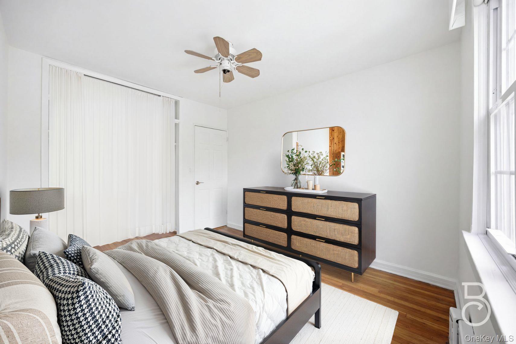 Single Family 46th  Queens, NY 11105, MLS-959192-7