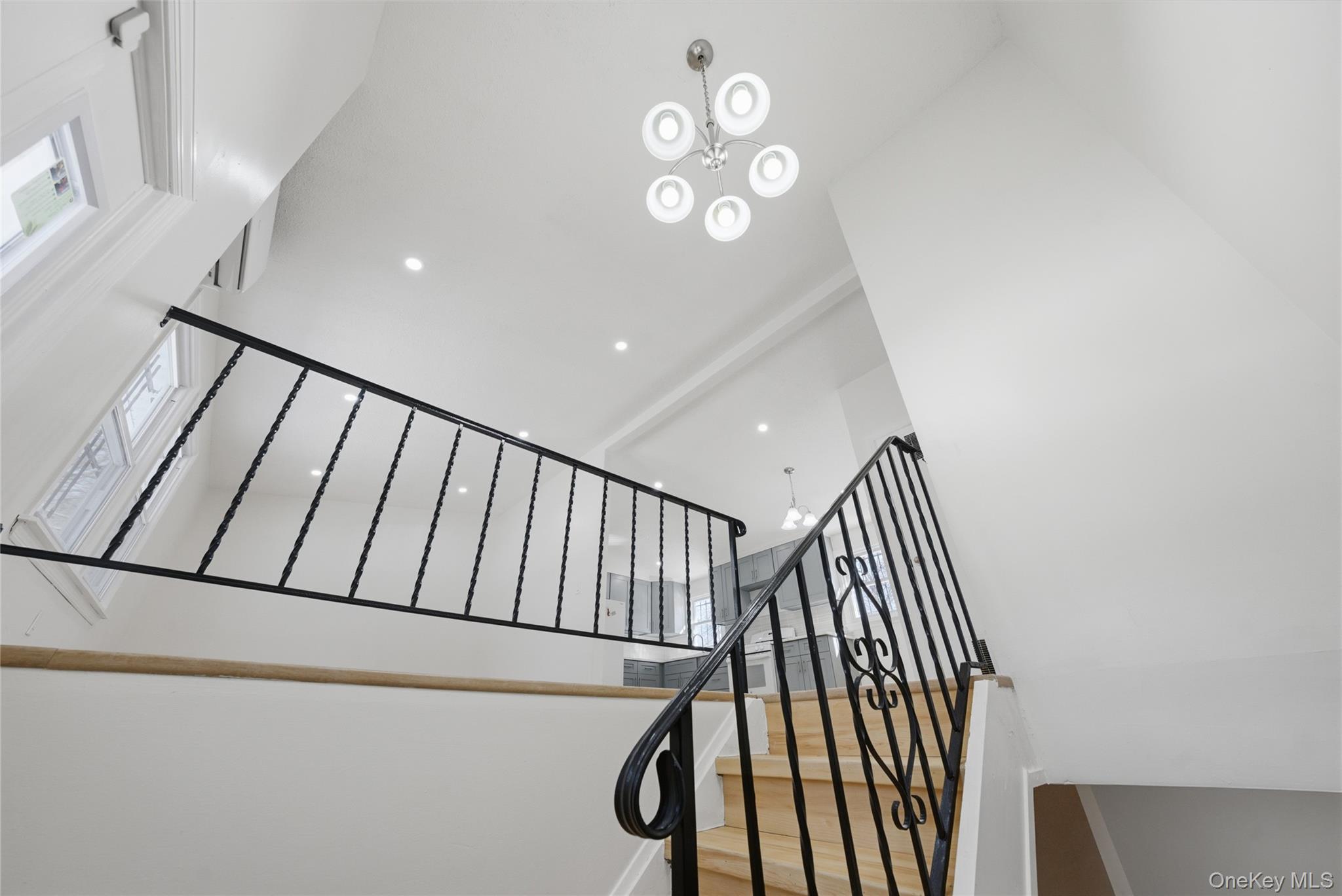 Single Family Crotona Park  Bronx, NY 10460, MLS-959257-20