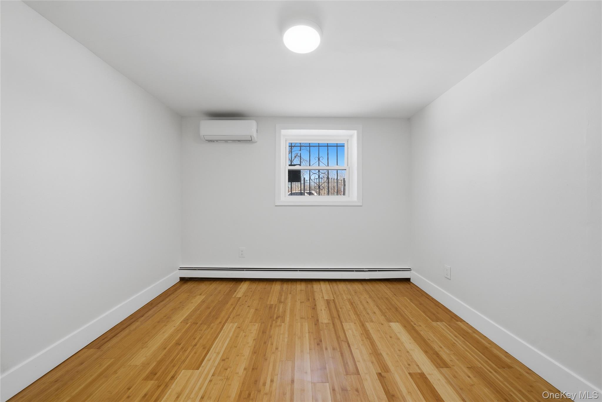 Single Family Crotona Park  Bronx, NY 10460, MLS-959257-29