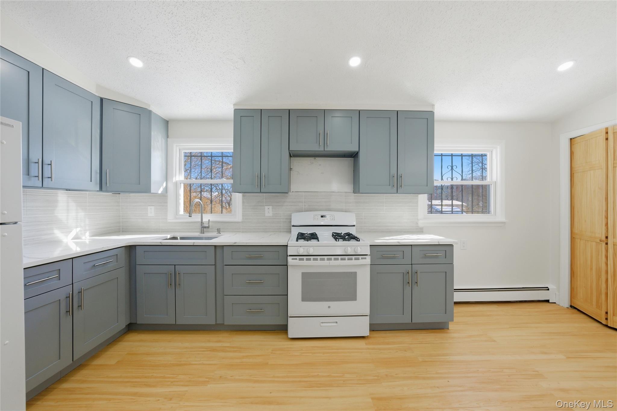 Single Family Crotona Park  Bronx, NY 10460, MLS-959257-6