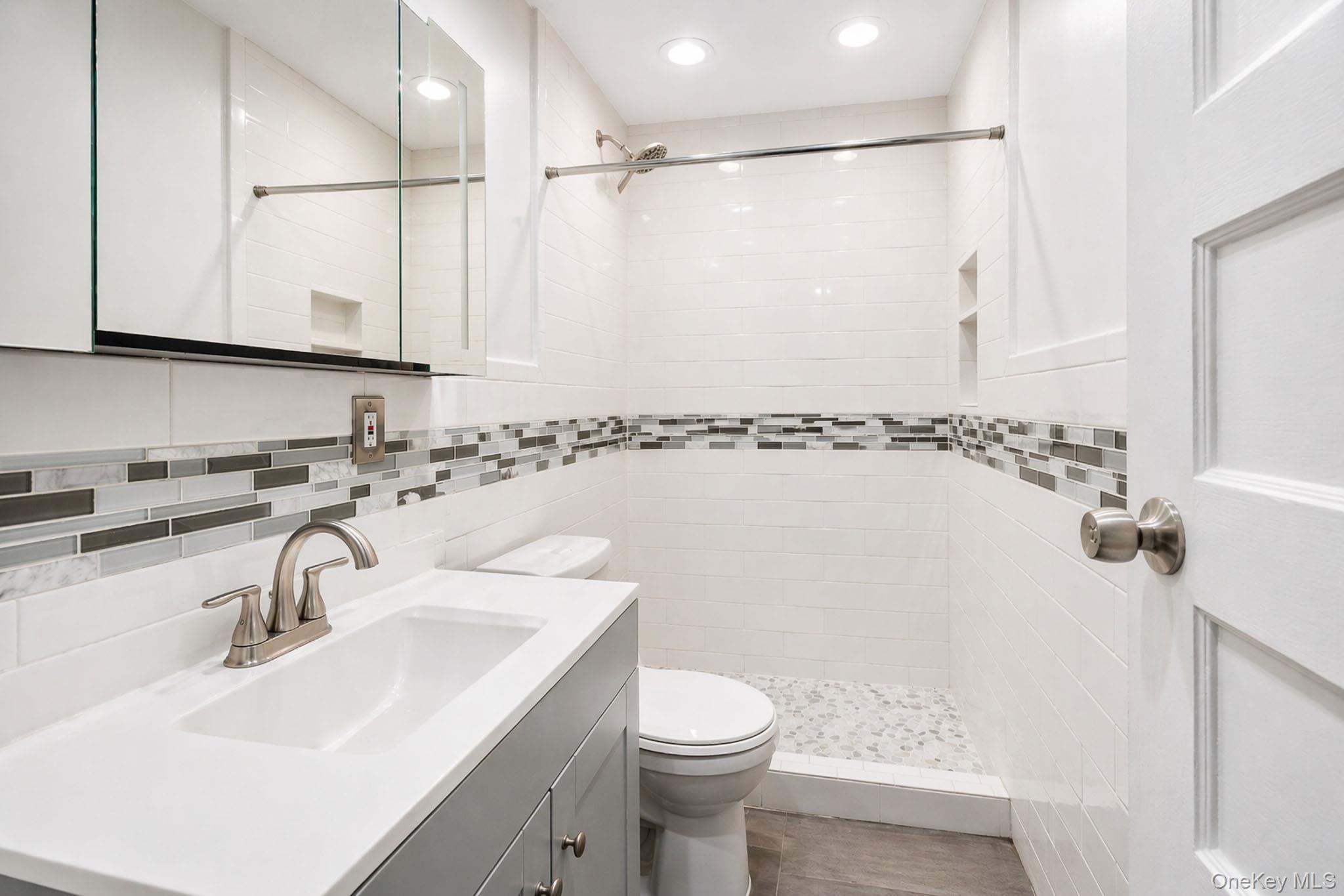 Single Family Bedford  Brooklyn, NY 11226, MLS-959260-7