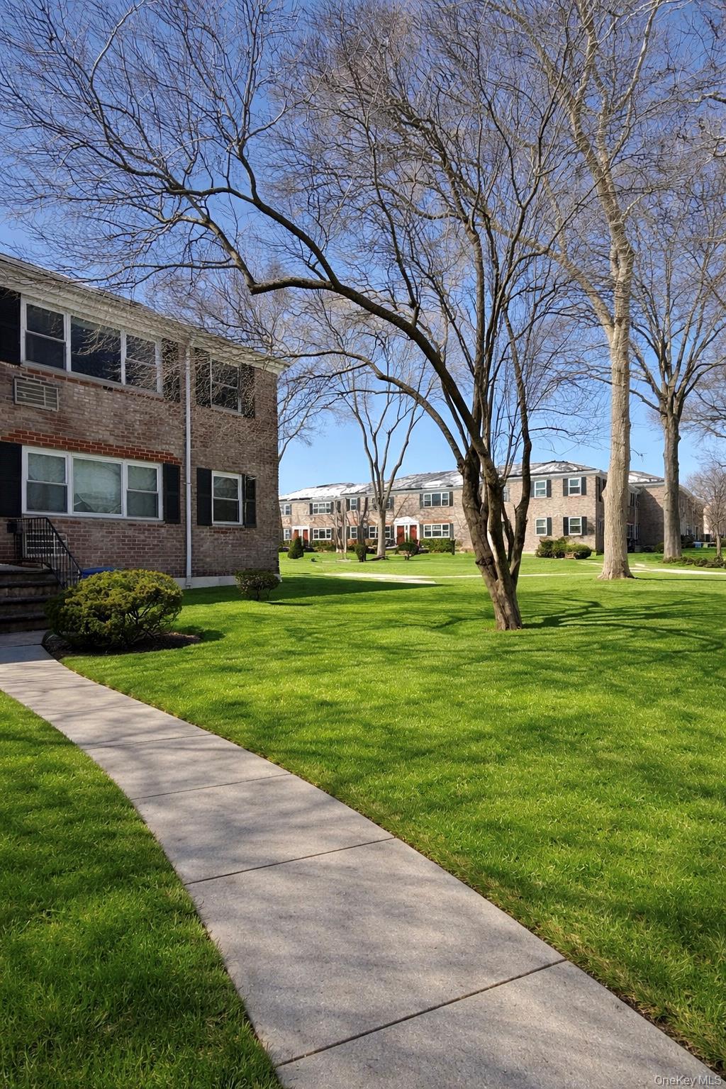 Coop 152  Queens, NY 11367, MLS-959267-10