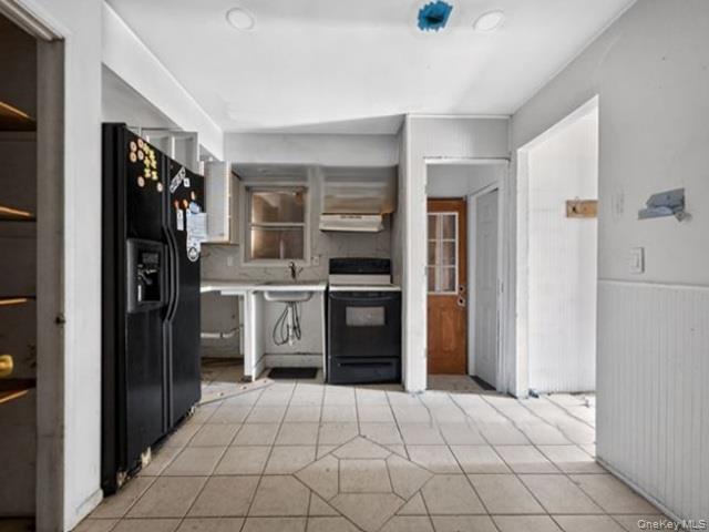 Single Family Astor Drive Suffolk County, NY 11967, MLS-959276-5