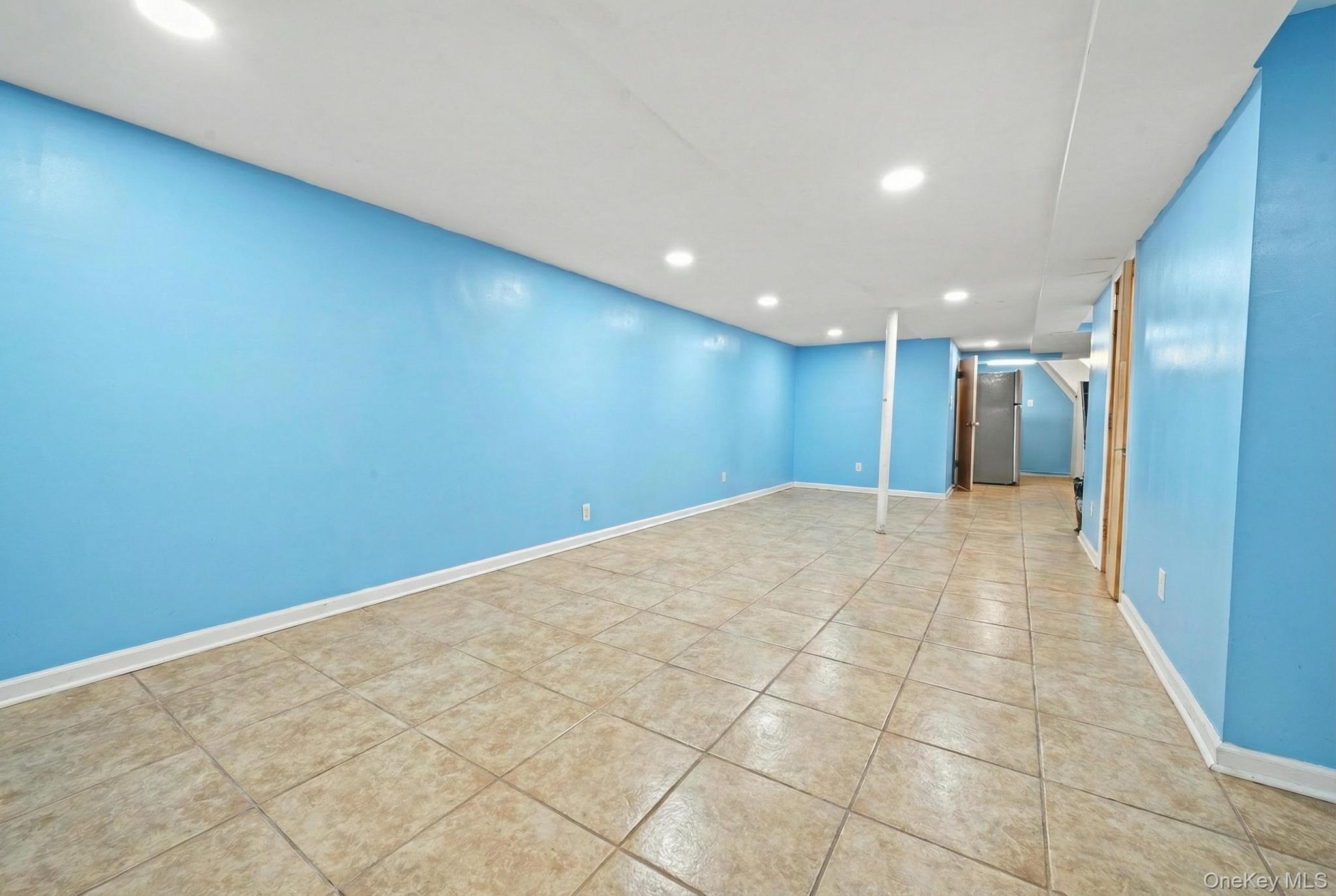 Single Family Avenue M  Brooklyn, NY 11234, MLS-959277-32