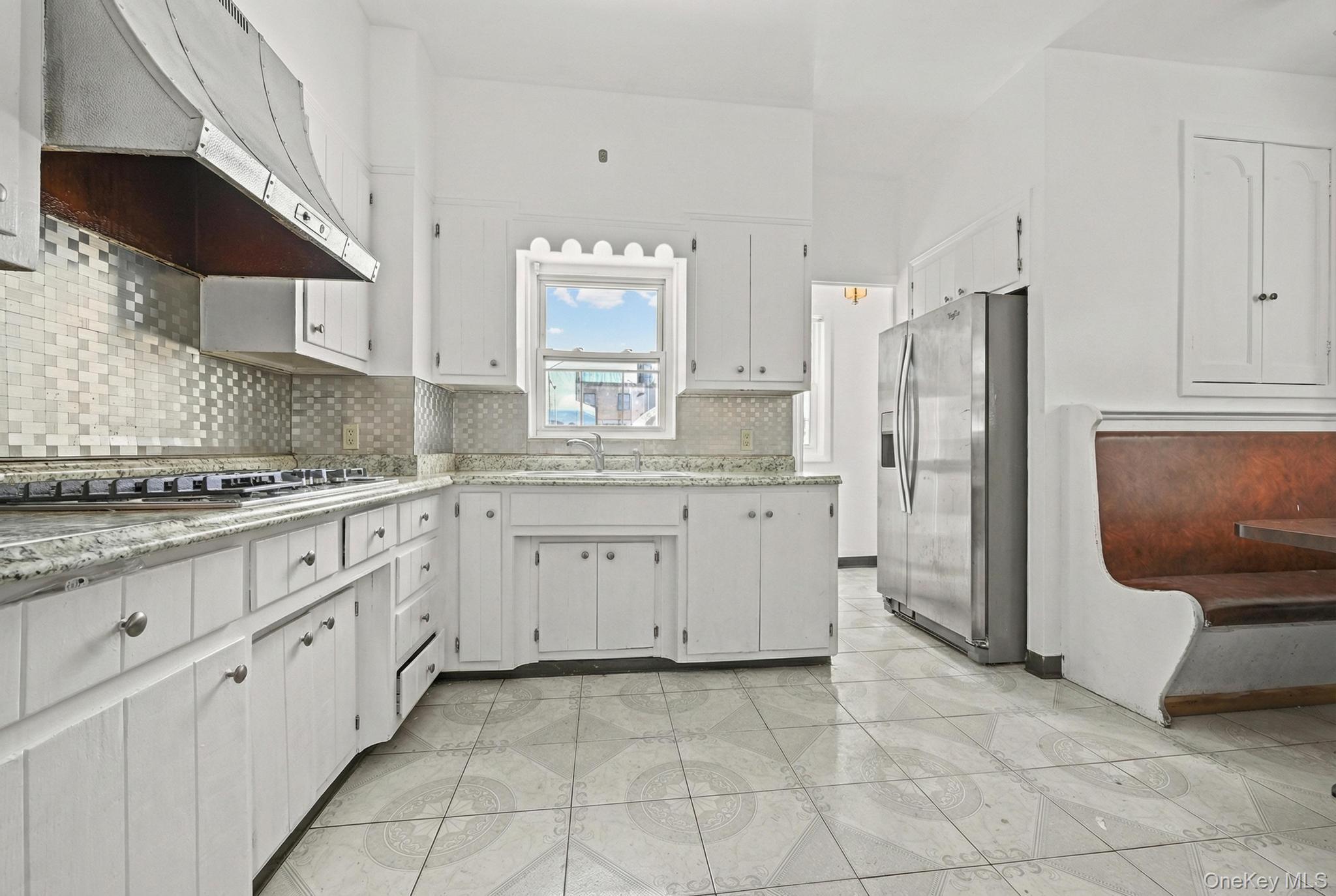 Single Family Avenue M  Brooklyn, NY 11234, MLS-959277-4