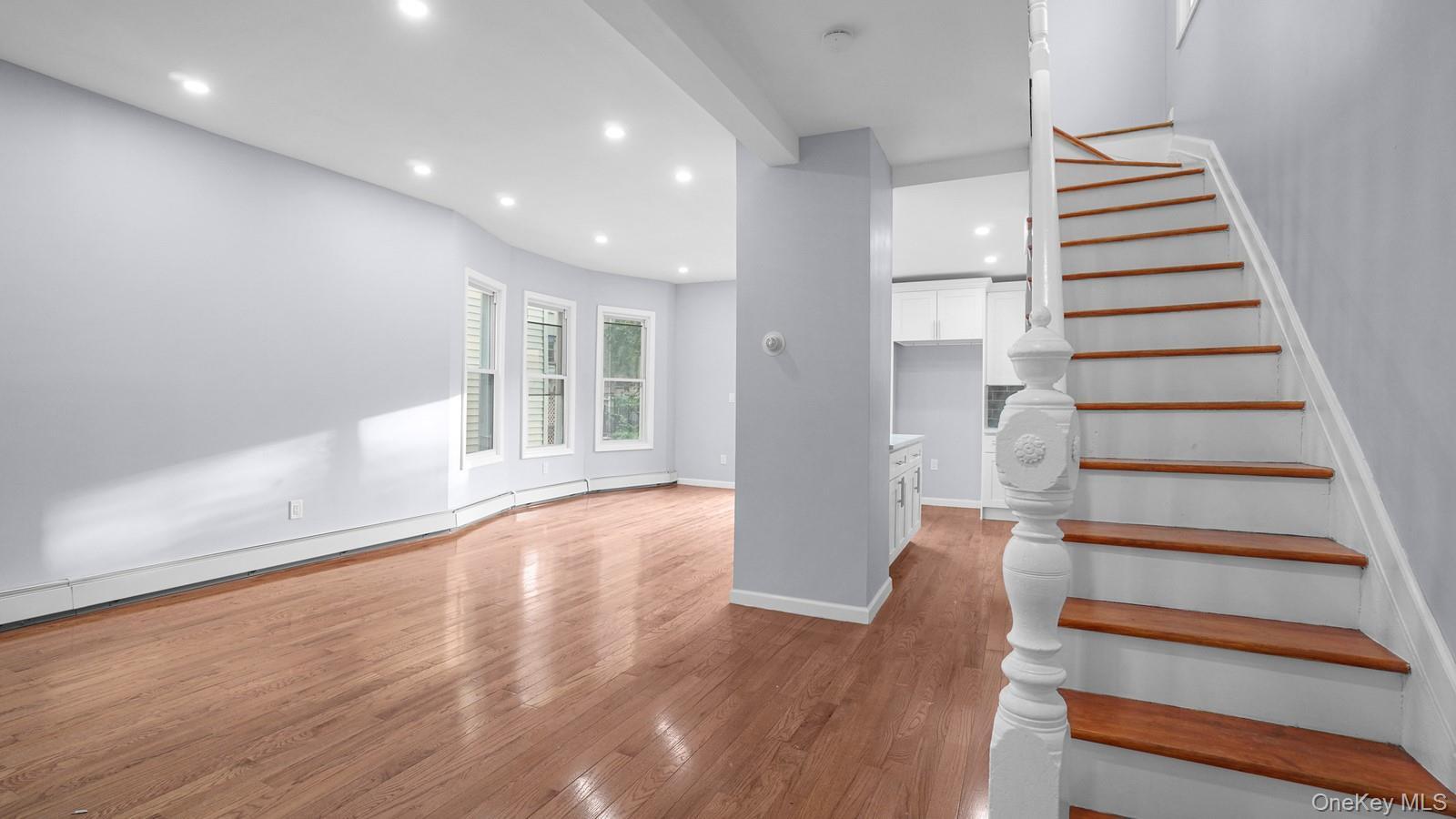 Single Family Rosedale  Bronx, NY 10460, MLS-959278-9