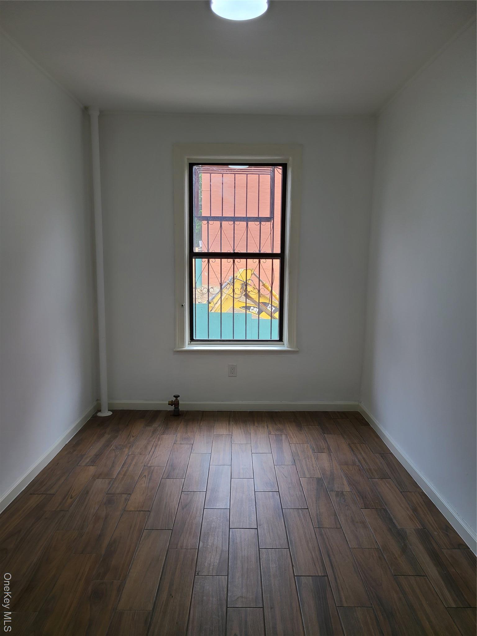 Single Family Seneca  Bronx, NY 10474, MLS-959307-12