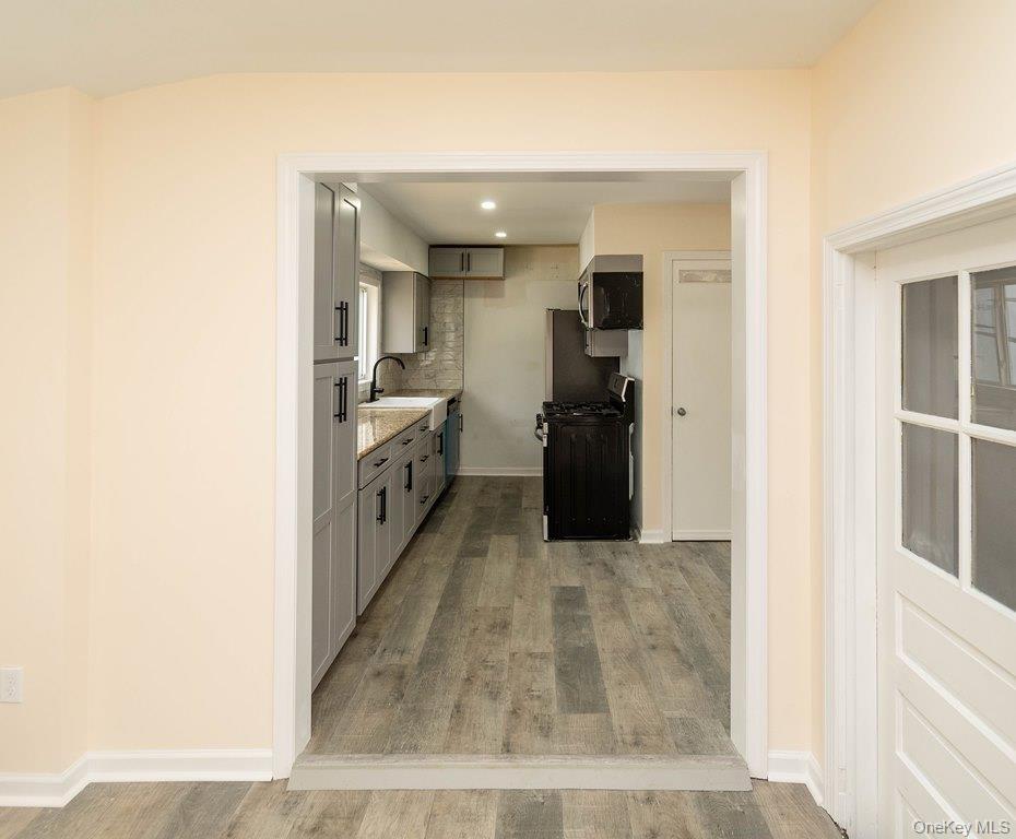 Single Family Oven Rock  Out Of Area, NY 06801, MLS-959364-12