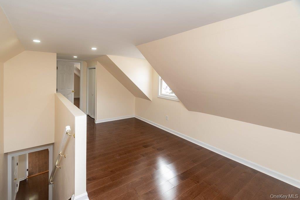 Single Family Oven Rock  Out Of Area, NY 06801, MLS-959364-23