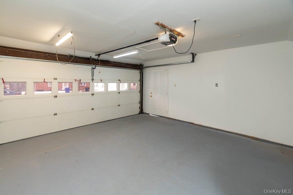 Single Family Oven Rock  Out Of Area, NY 06801, MLS-959364-30