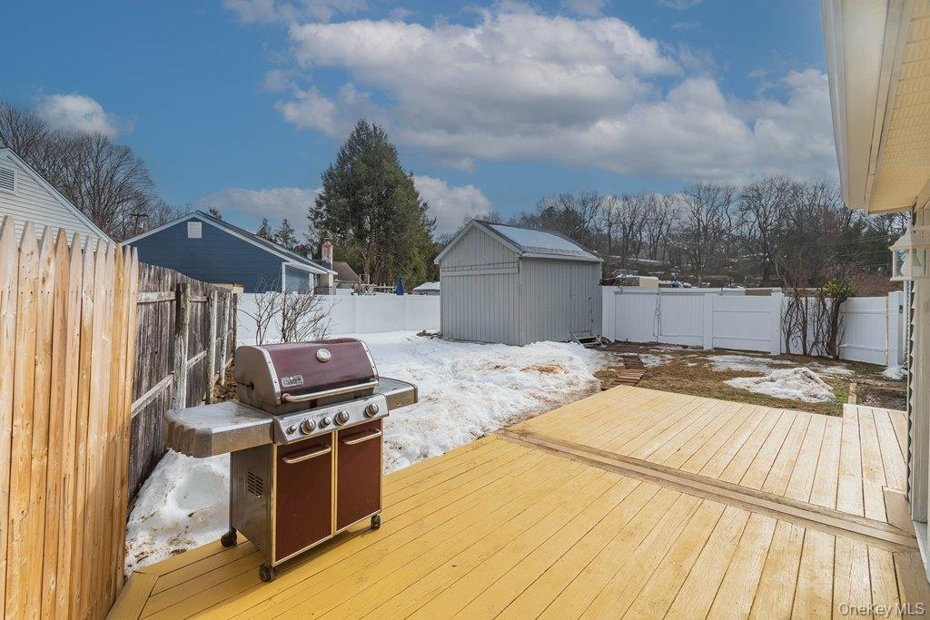 Single Family Oven Rock  Out Of Area, NY 06801, MLS-959364-32