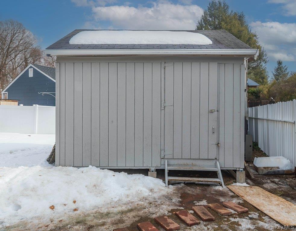 Single Family Oven Rock  Out Of Area, NY 06801, MLS-959364-36