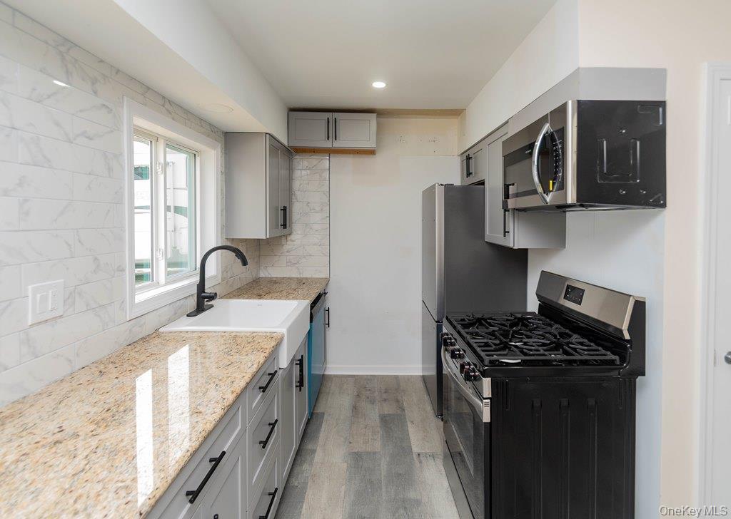 Single Family Oven Rock  Out Of Area, NY 06801, MLS-959364-8