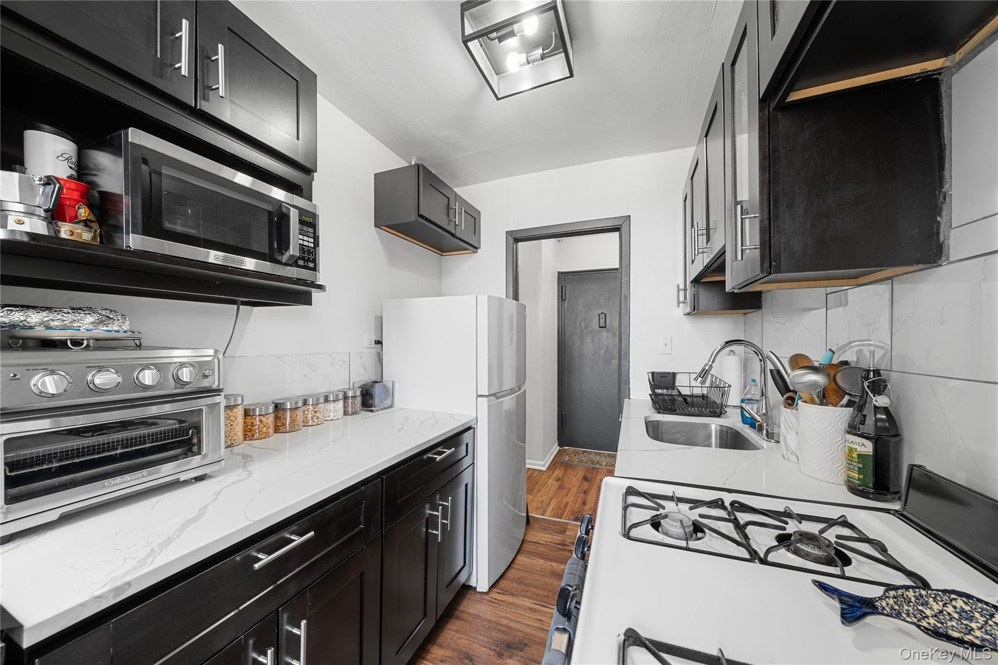 Coop Riverdale  Bronx, NY 10471, MLS-959383-10