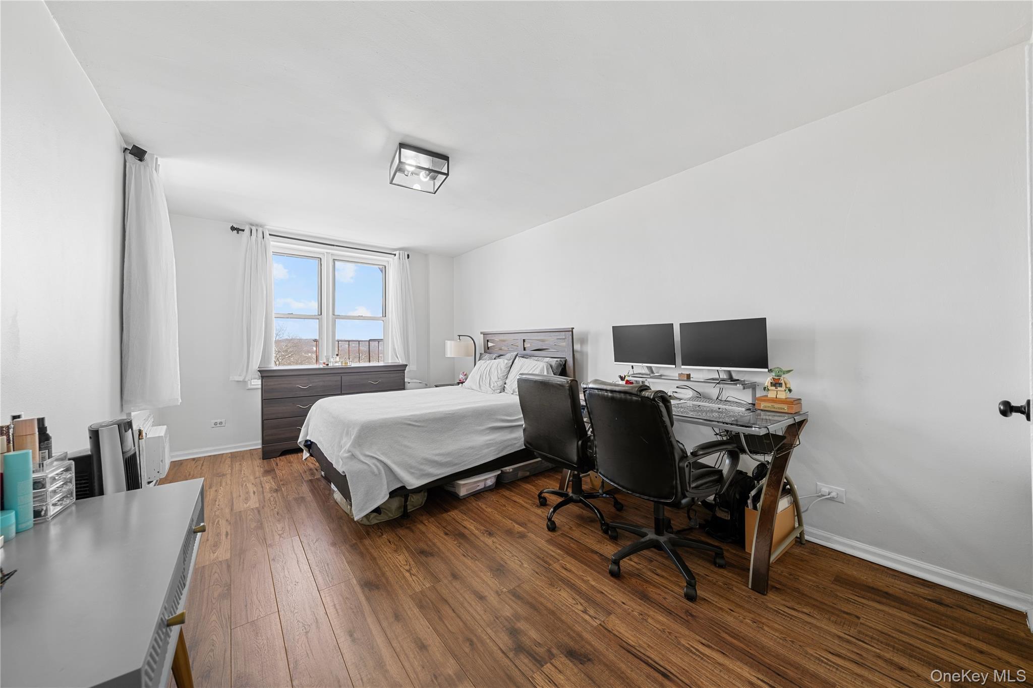 Coop Riverdale  Bronx, NY 10471, MLS-959383-14