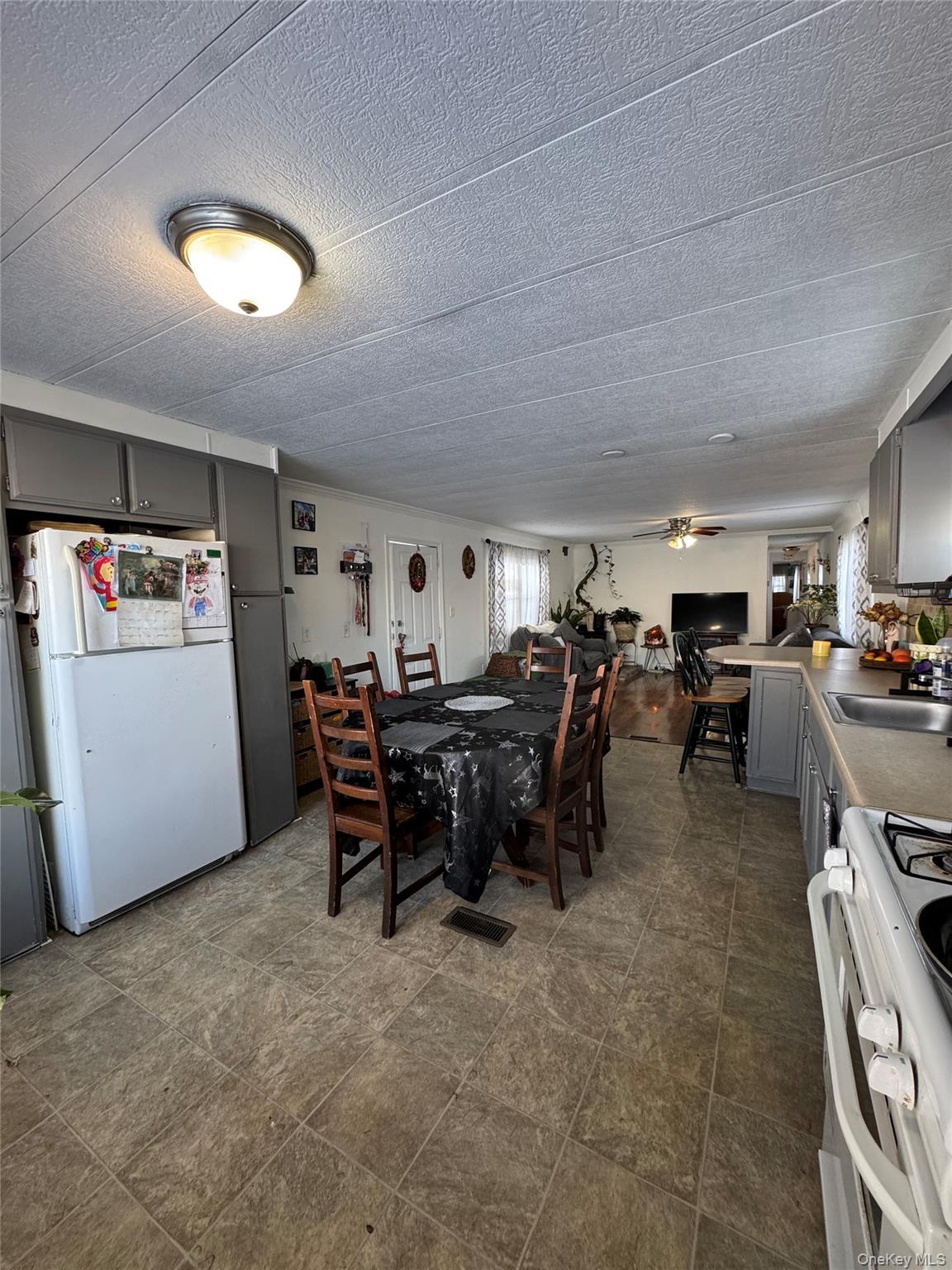 Single Family Rd  Dutchess County, NY 12601, MLS-959410-6