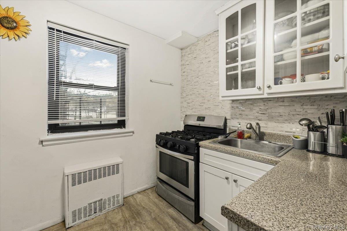 Coop Foothill  Queens, NY 11423, MLS-959422-12