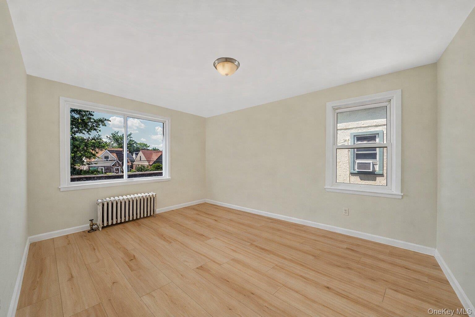 Apartment 230th Queens, NY 11413, MLS-959447-4
