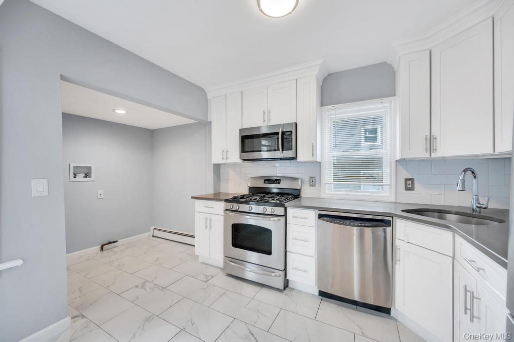 Single Family Mirin  Nassau County, NY 11575, MLS-959465-19