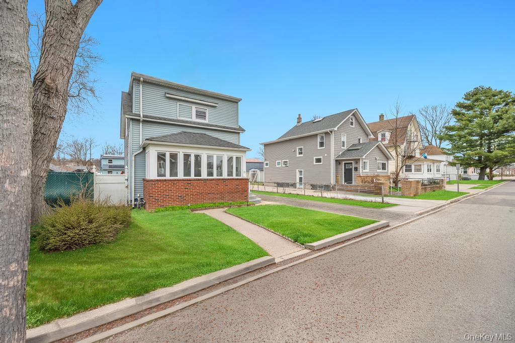 Single Family Mirin  Nassau County, NY 11575, MLS-959465-6