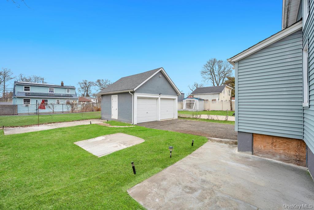 Single Family Mirin  Nassau County, NY 11575, MLS-959465-9