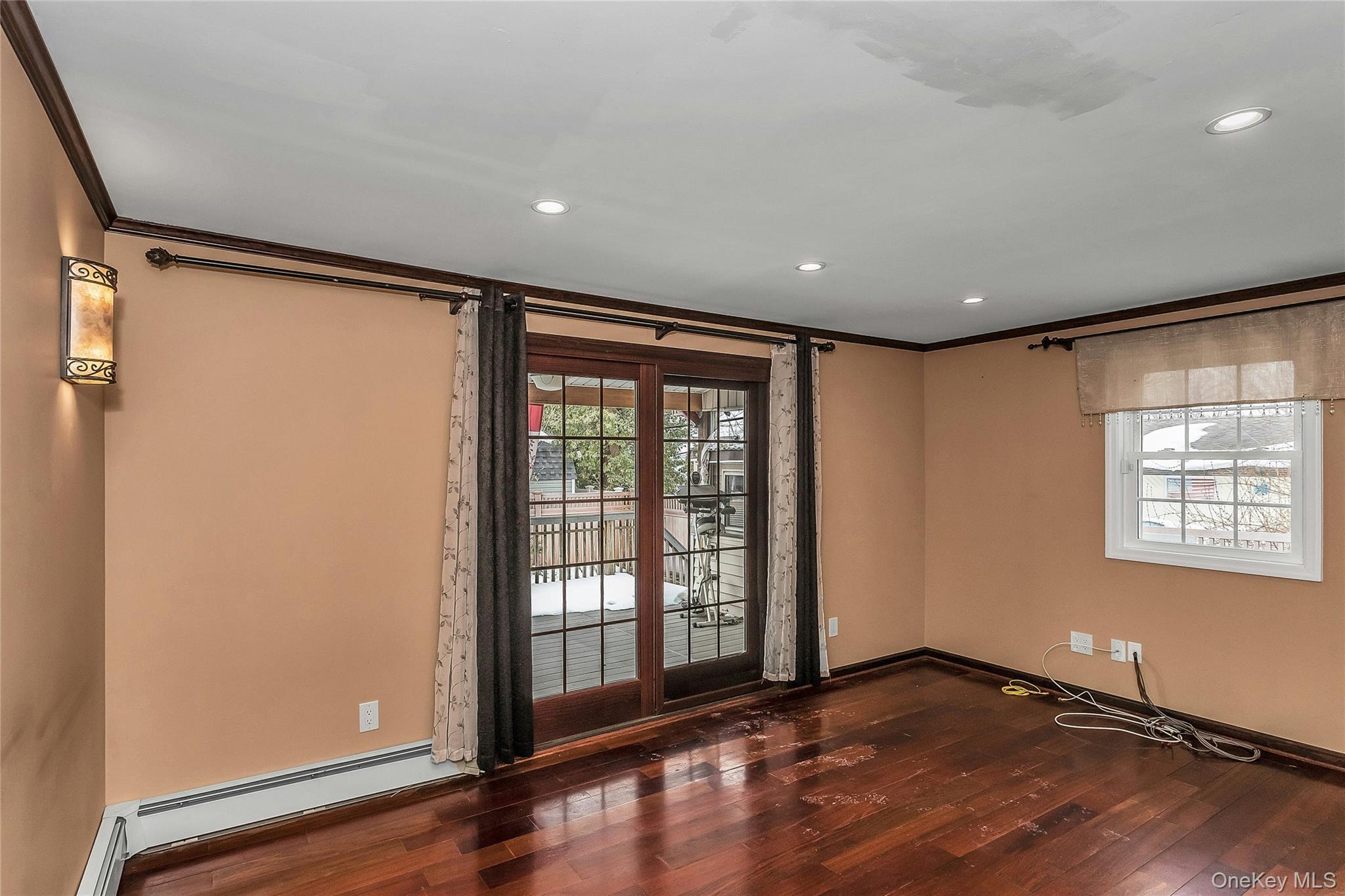 Single Family Jerusalem  Nassau County, NY 11801, MLS-959473-11