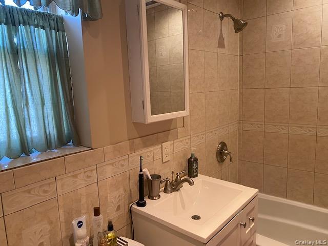 Coop 76th  Queens, NY 11426, MLS-959507-10