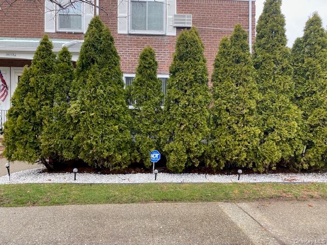 Coop 76th  Queens, NY 11426, MLS-959507-3