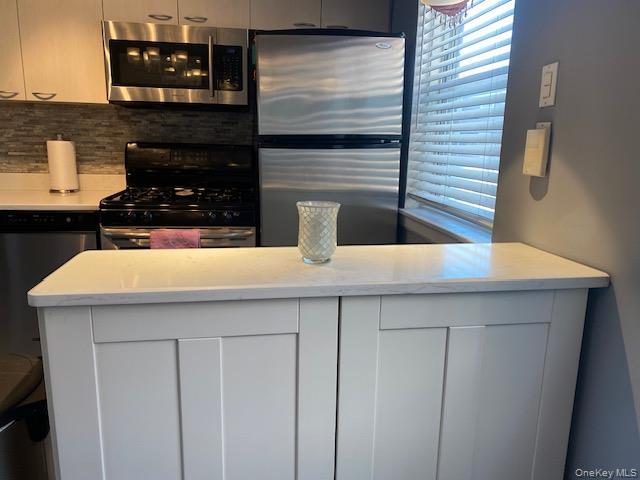 Coop 76th  Queens, NY 11426, MLS-959507-7