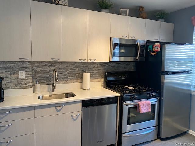 Coop 76th  Queens, NY 11426, MLS-959507-8