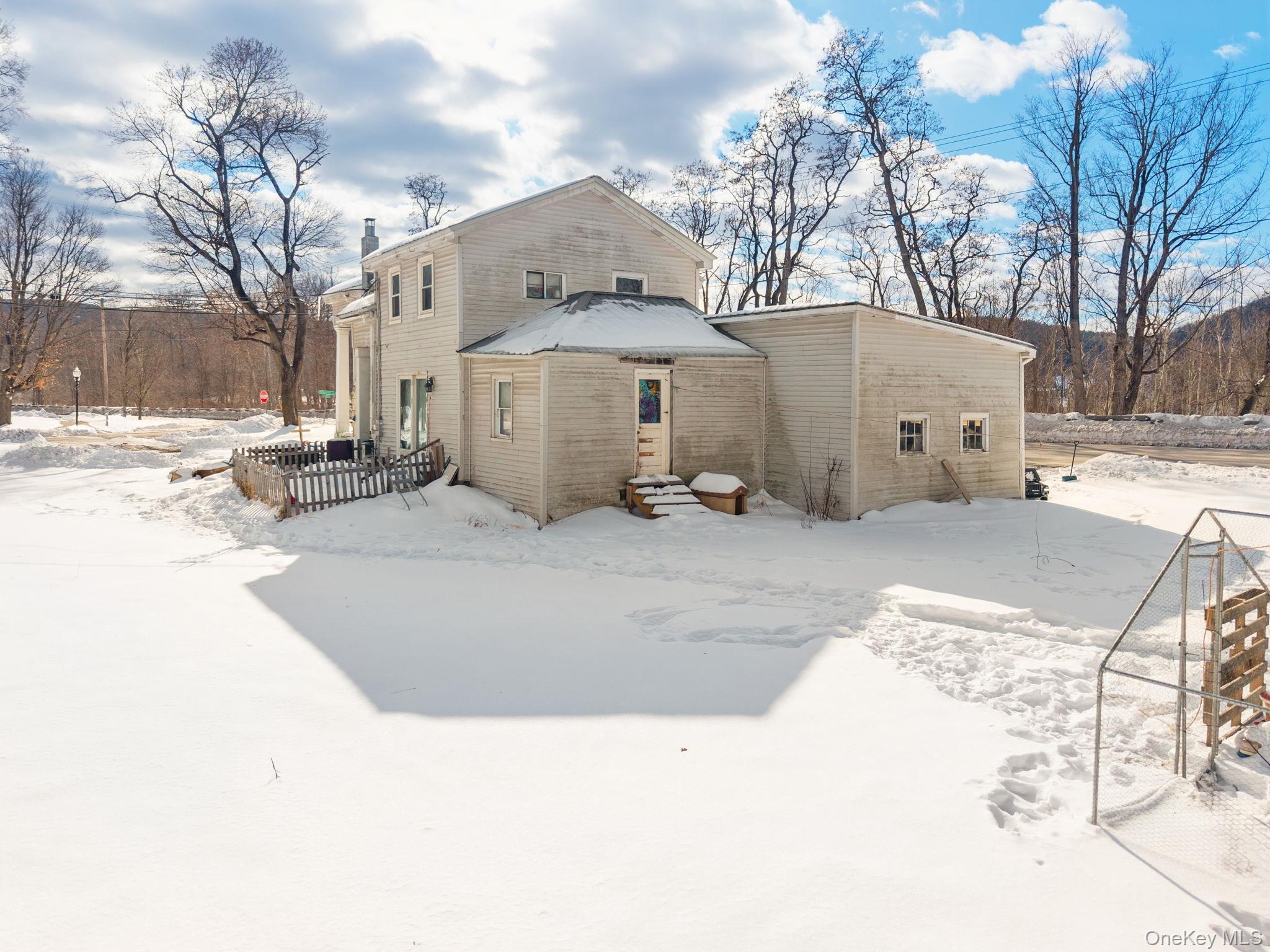 Single Family Middlefort  Out Of Area, NY 12122, MLS-959518-5