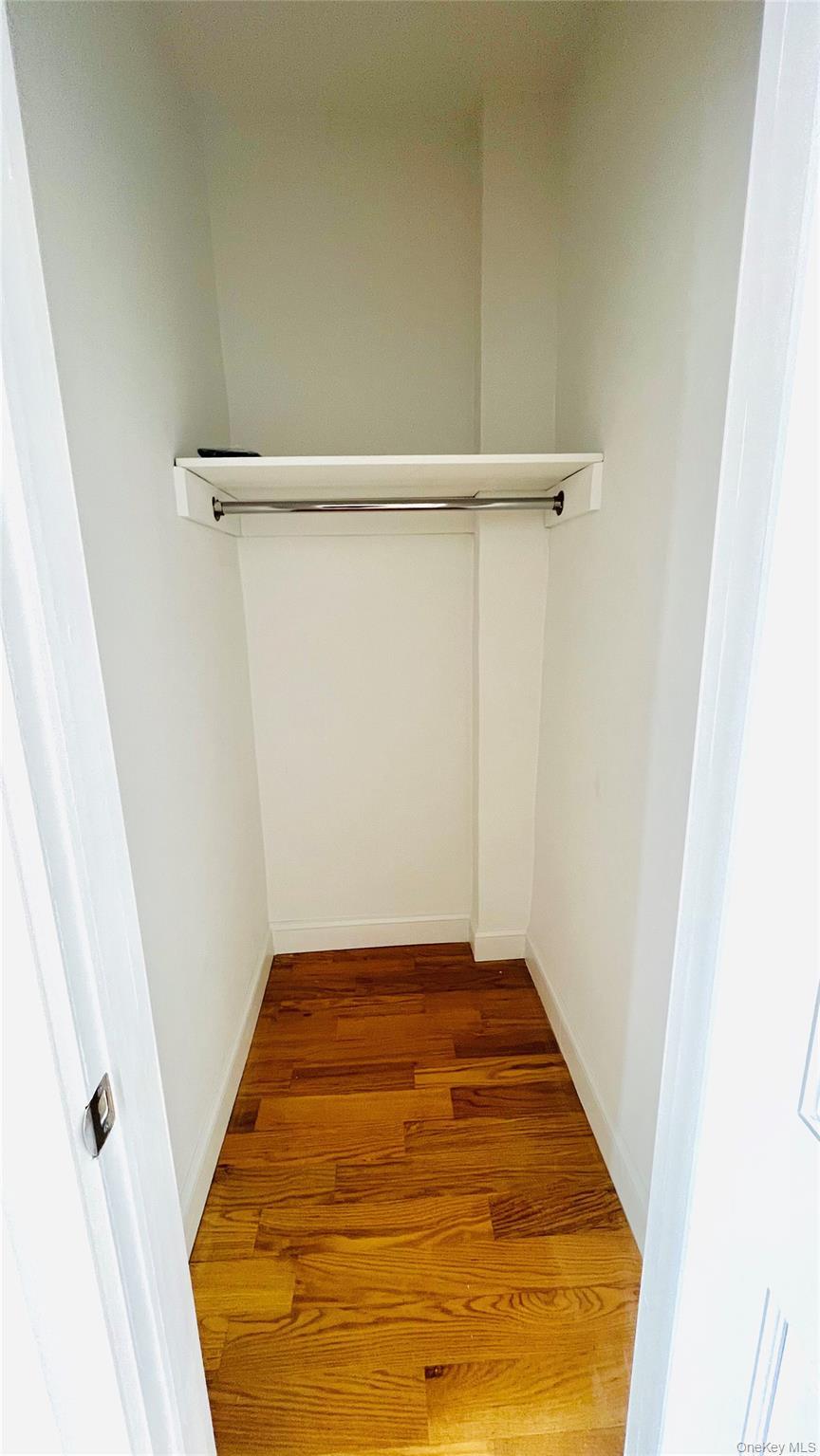 Condo 39th  Queens, NY 11377, MLS-959536-5