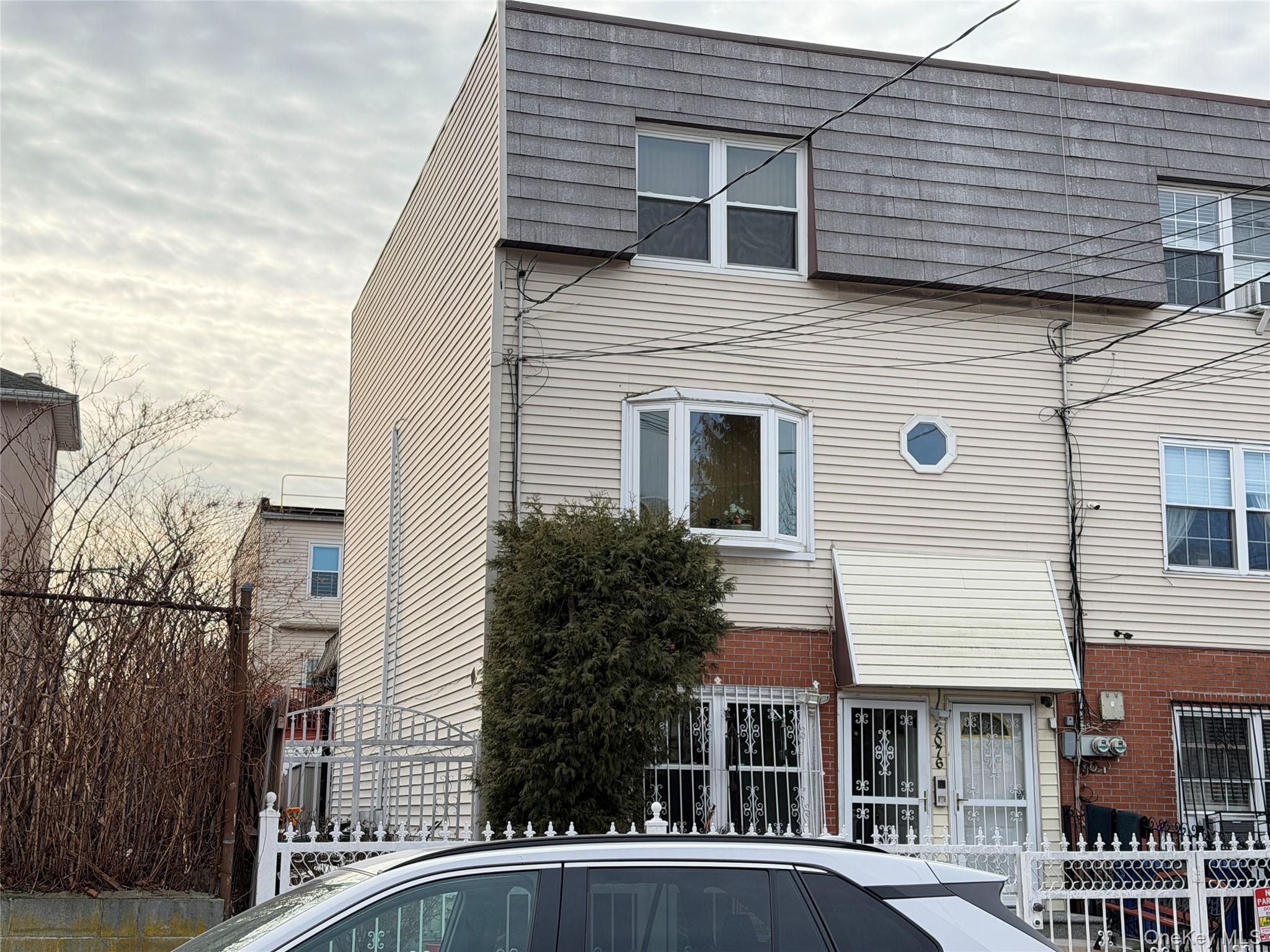 Single Family Caesar  Bronx, NY 10473, MLS-959567-8