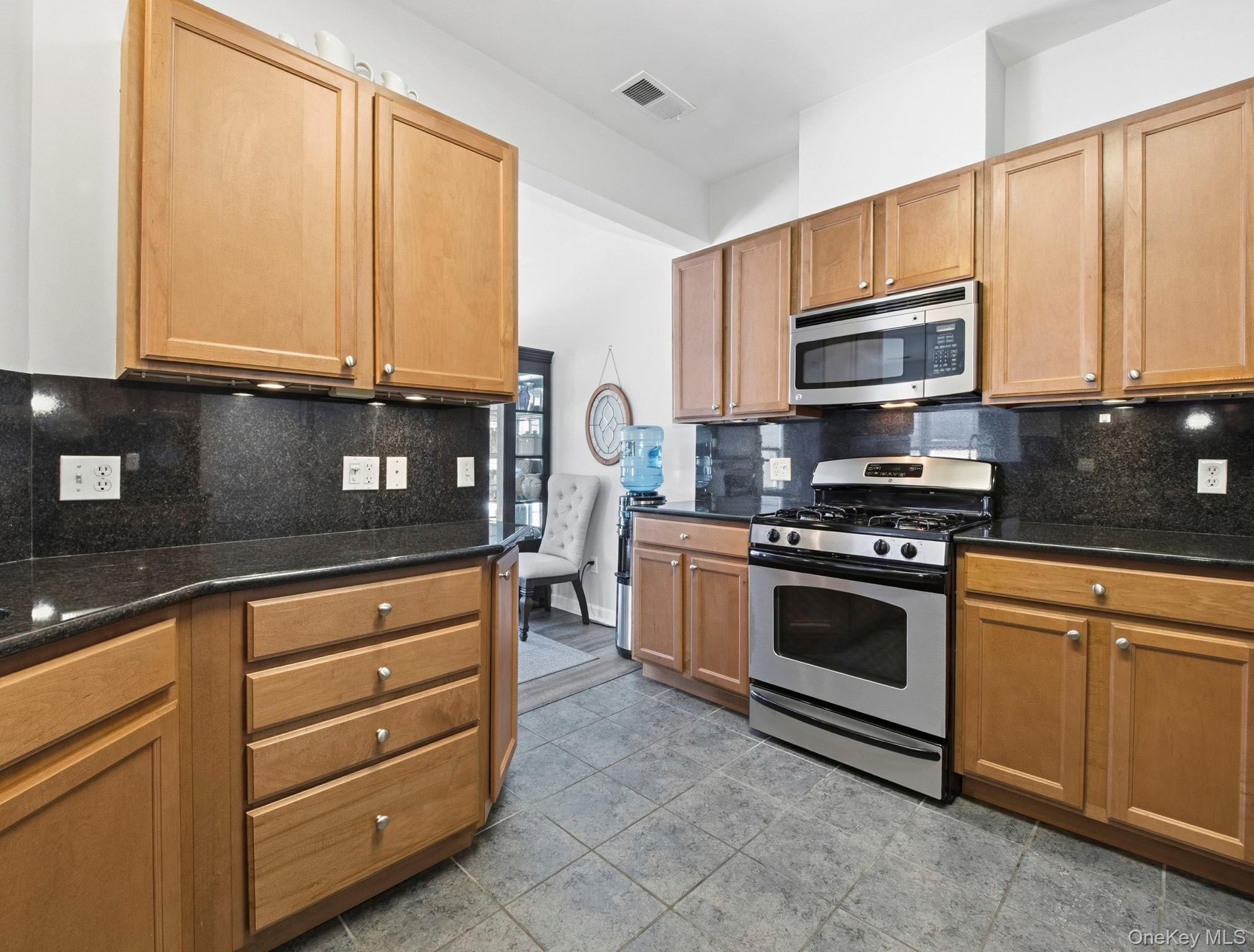 Condo Revolution Putnam County, NY 10516, MLS-959610-13