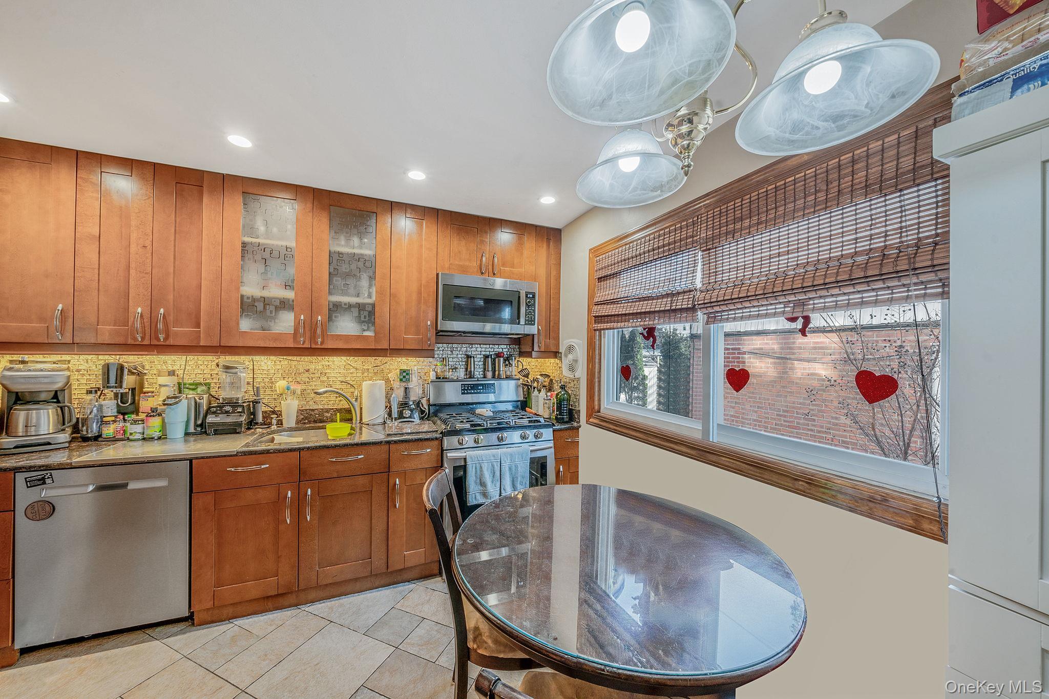 Single Family Whitestone  Queens, NY 11357, MLS-959617-2