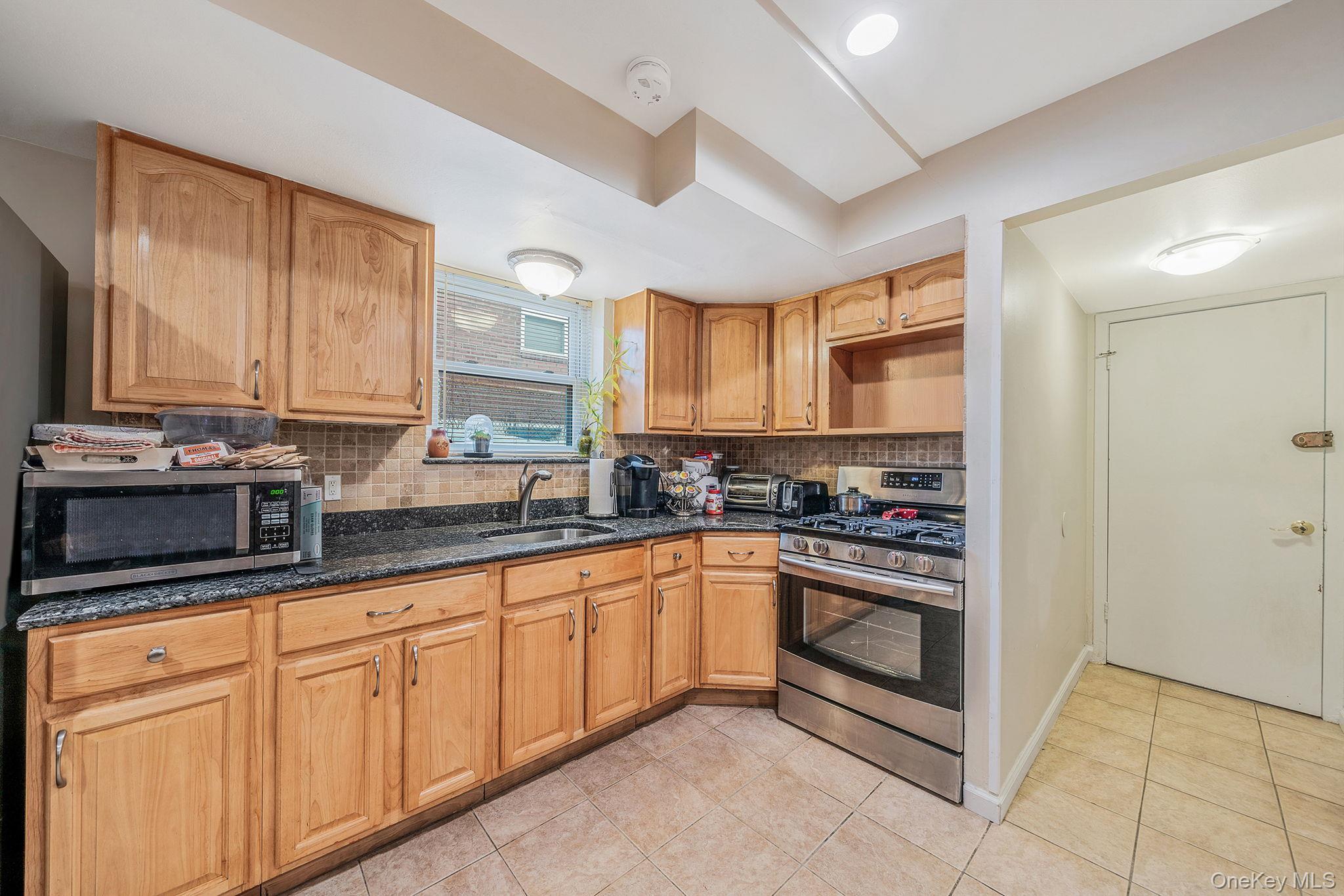 Single Family Whitestone  Queens, NY 11357, MLS-959617-20