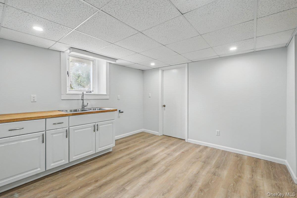 Single Family Hazen  Queens, NY 11370, MLS-959618-23