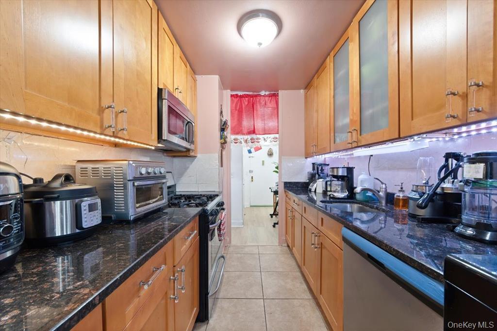 Coop Boynton  Bronx, NY 10473, MLS-959619-6