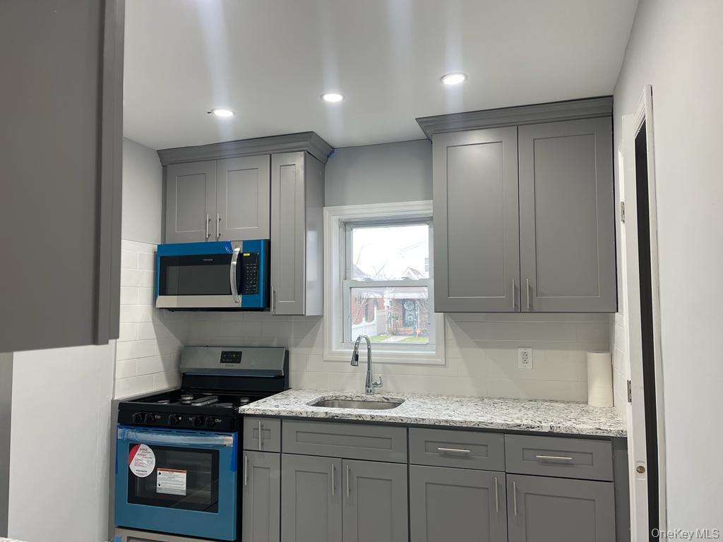 Single Family Brinkerhoff  Queens, NY 11412, MLS-959650-10