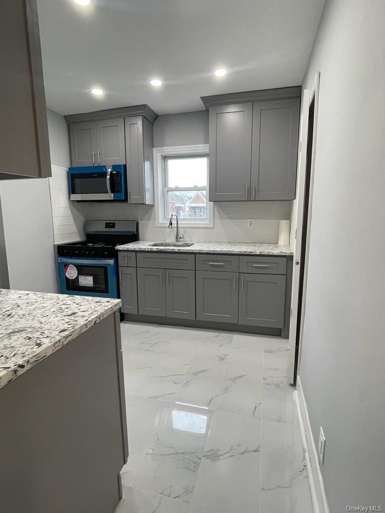 Single Family Brinkerhoff  Queens, NY 11412, MLS-959650-7