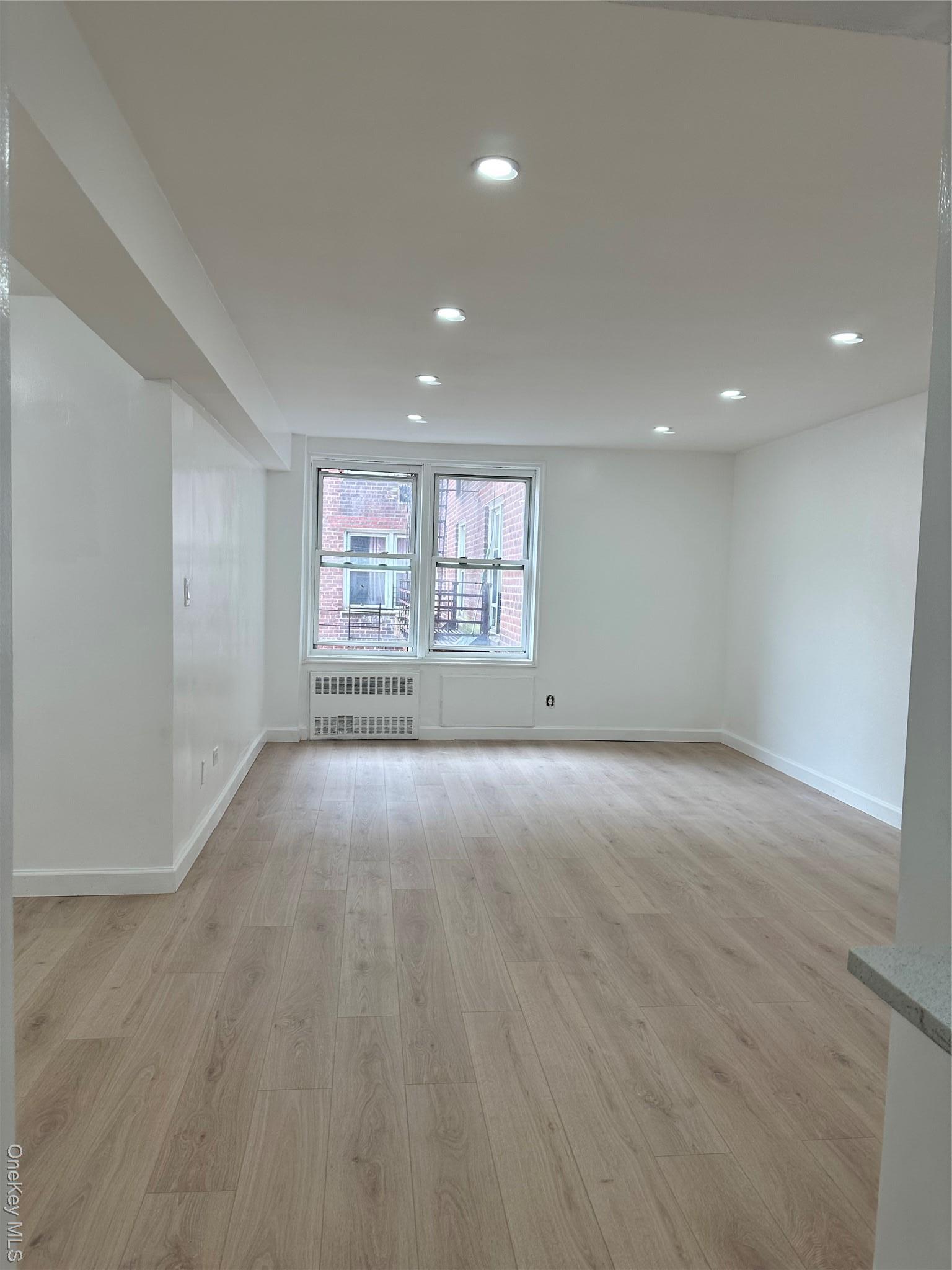 Condo Kissena  Queens, NY 11355, MLS-959695-11