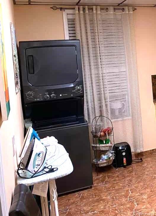 Single Family 68th  Queens, NY 11385, MLS-959700-6