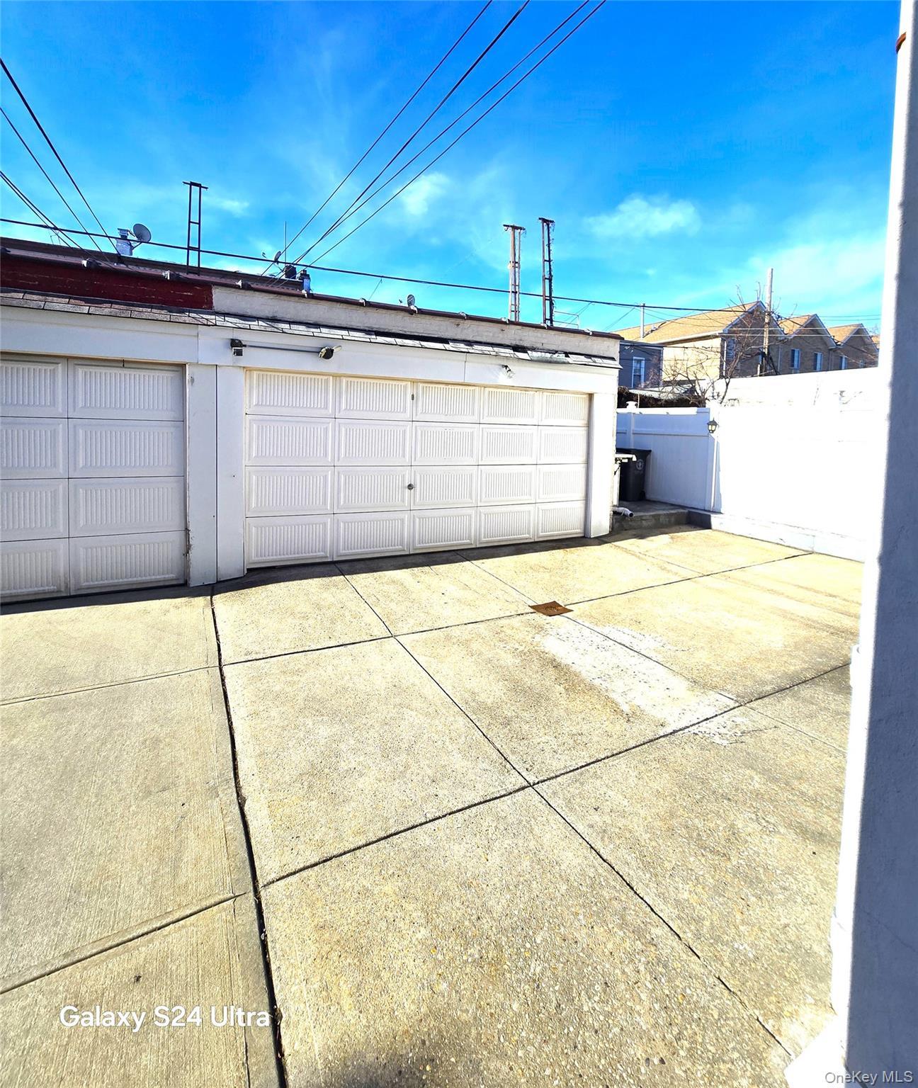 Single Family 68th  Queens, NY 11385, MLS-959700-7